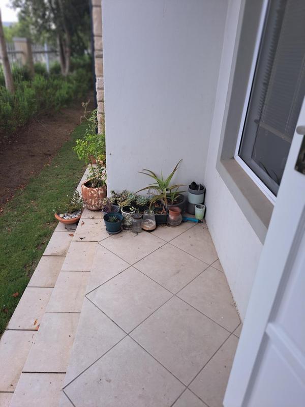 To Let 2 Bedroom Property for Rent in Buhrein Western Cape